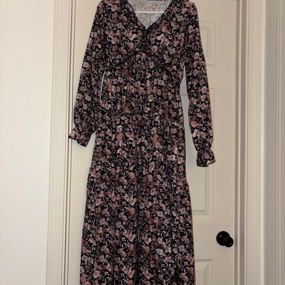 Elegant Floral Long Sleeve Dress